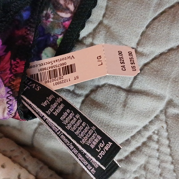 VS Brazilian panty&bra - Picture 4 of 9